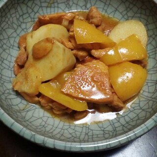 里芋とパプリカのカレー粉煮